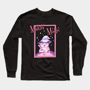 Cat Making Magic in Cauldron Long Sleeve T-Shirt